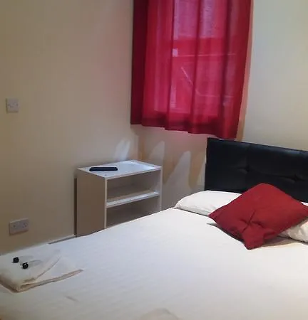 Shepherd'S Bush Flats Apartment